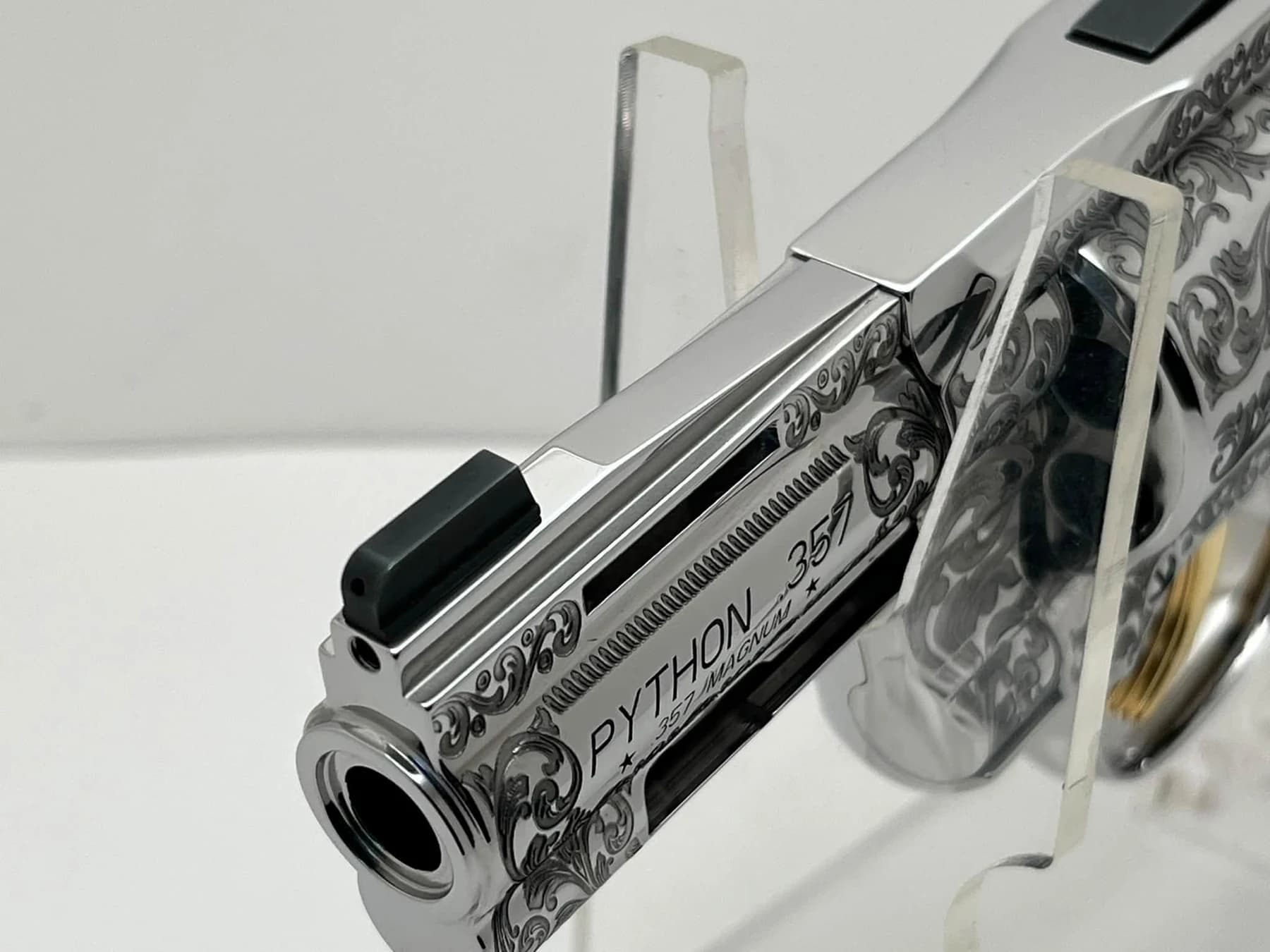 Colt Python Elite with scroll engraving: barrel detail