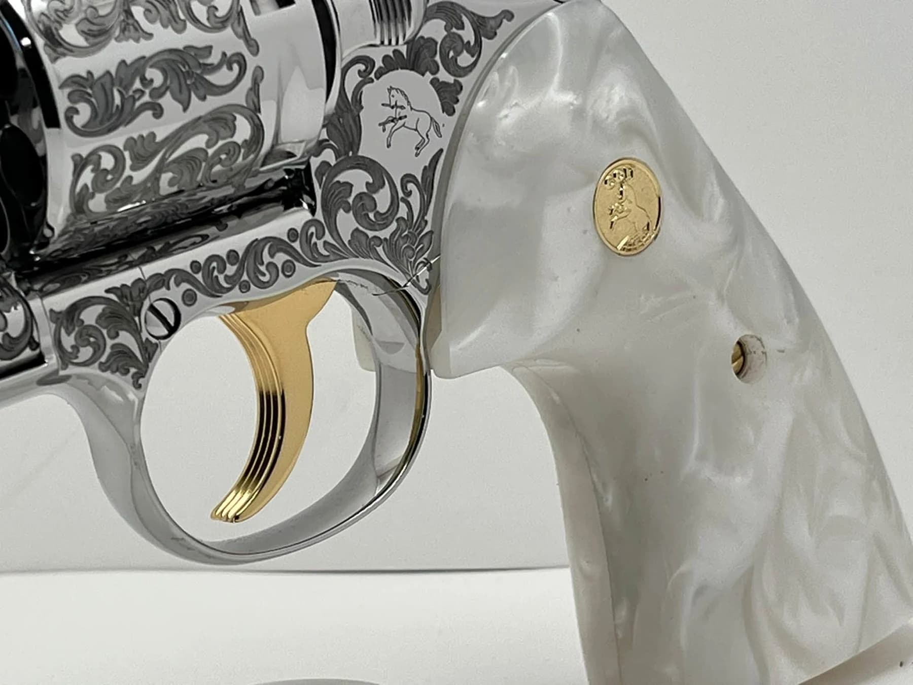 Colt Python Elite with scroll engraving: additional view