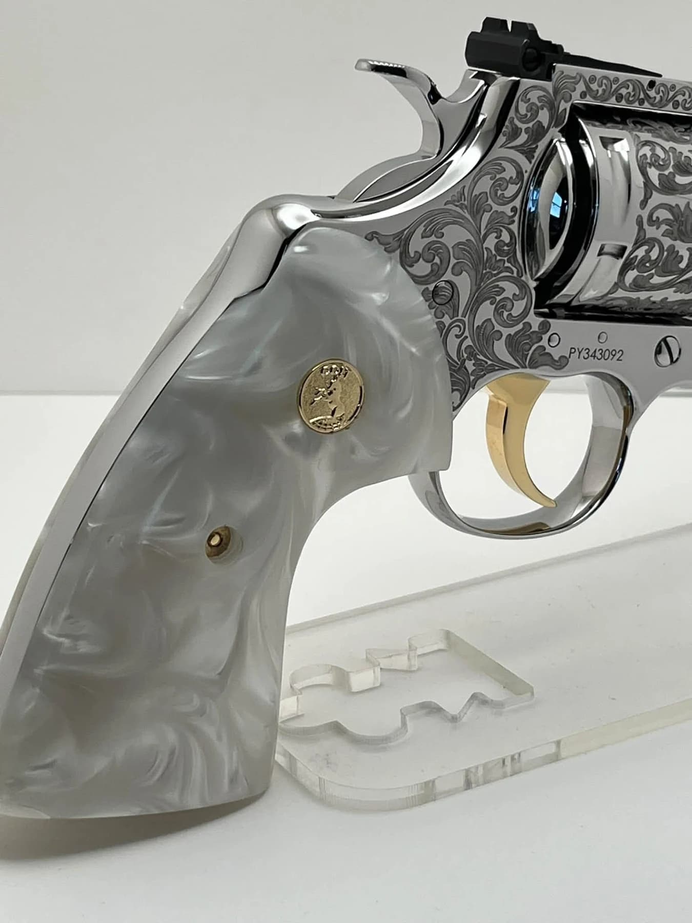 Colt Python Elite with scroll engraving: additional view