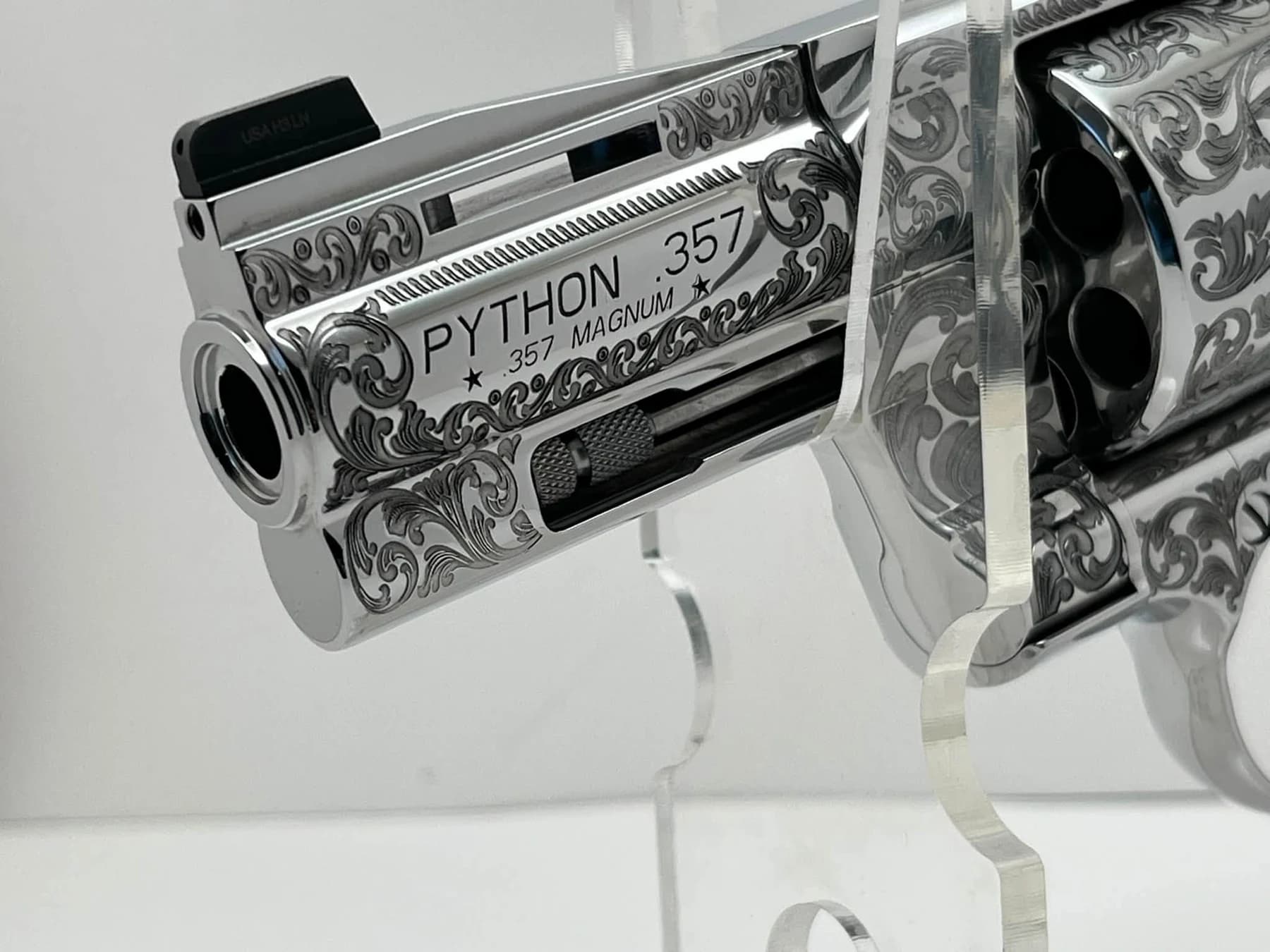 Colt Python Elite with scroll engraving: additional view