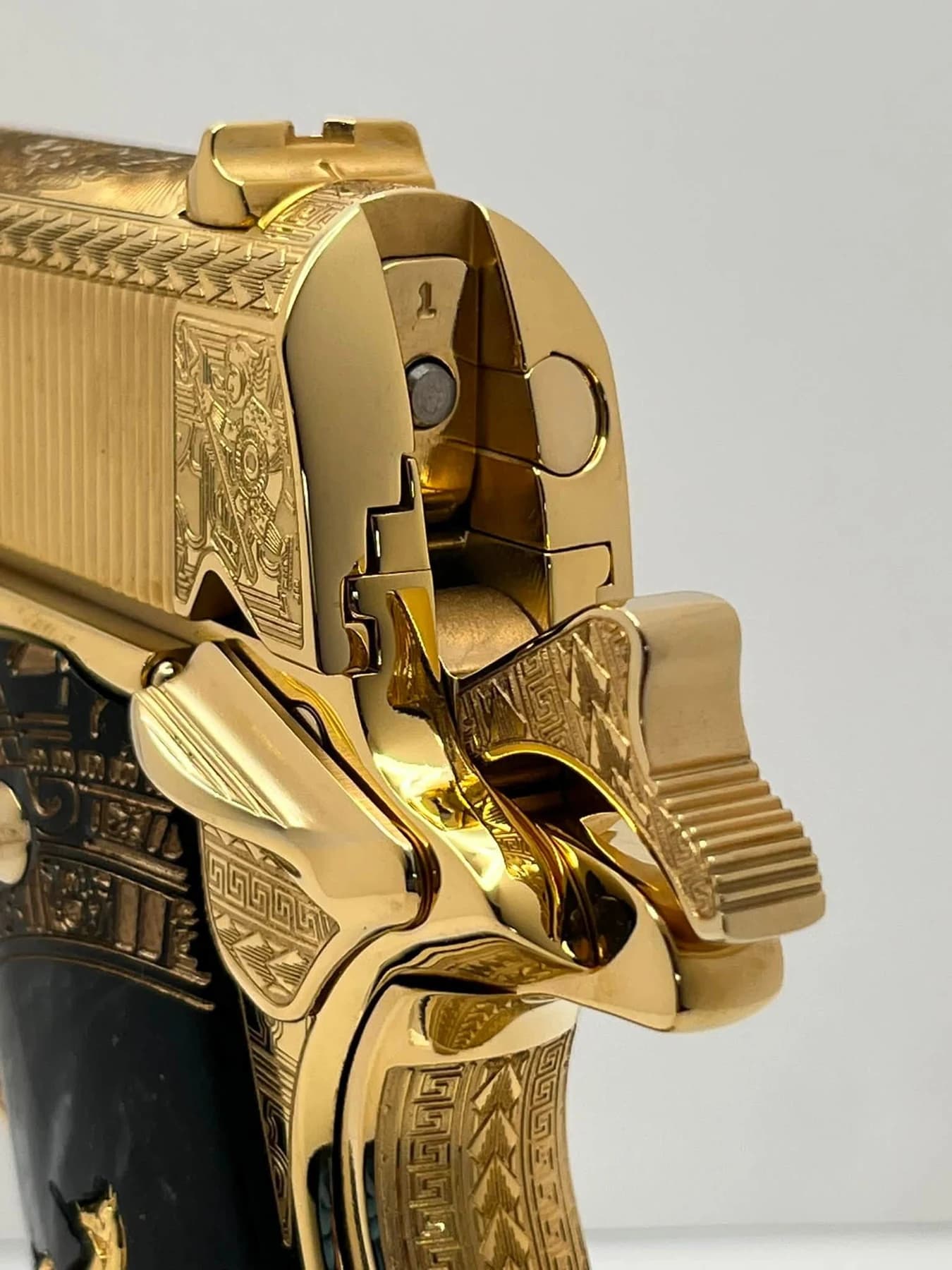 24k gold Colt Super .38, Aztec Calendar edition: additional view
