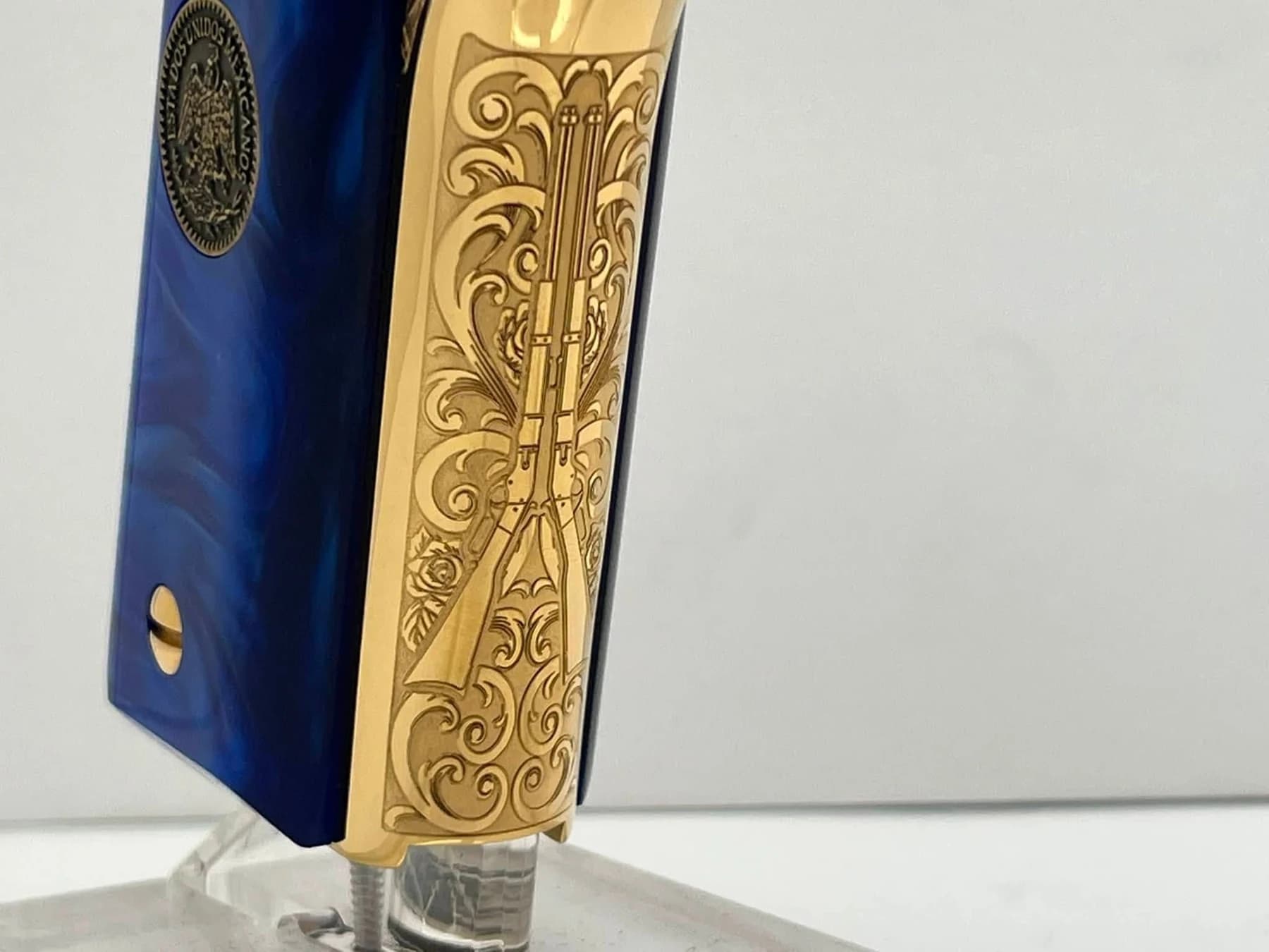 24k gold Colt Super .38, Pancho Villa edition: additional view