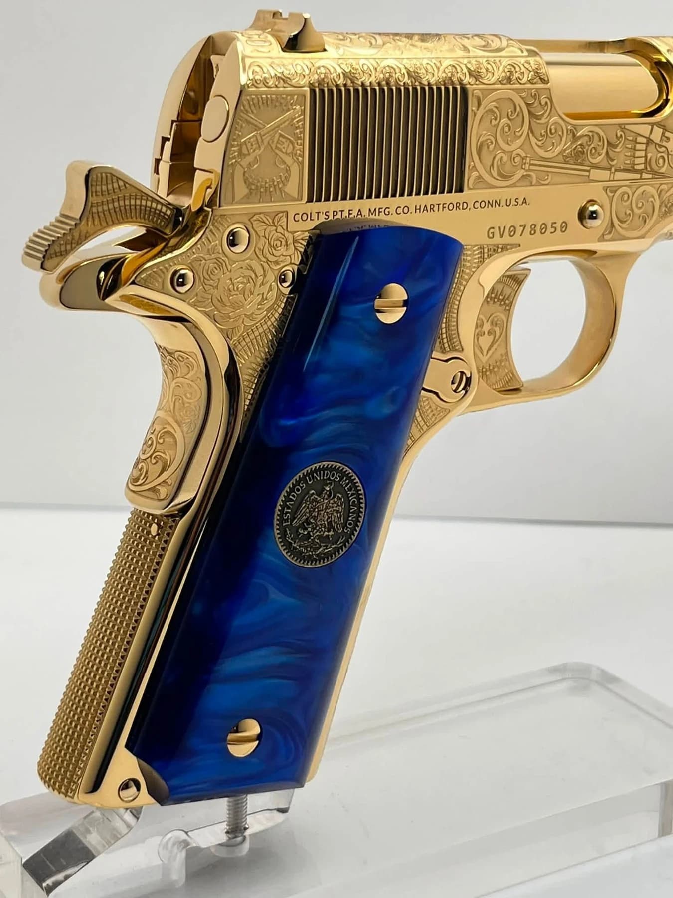 24k gold Colt Super .38, Pancho Villa edition: additional view