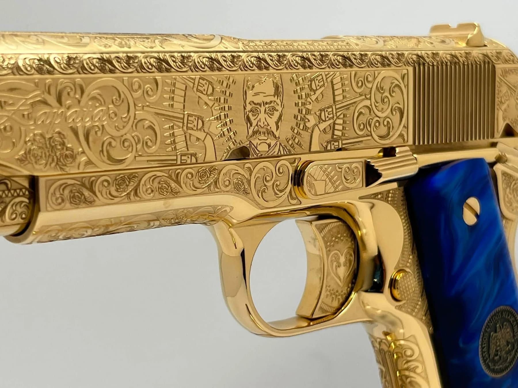 24k gold Colt Super .38, Pancho Villa edition: additional view