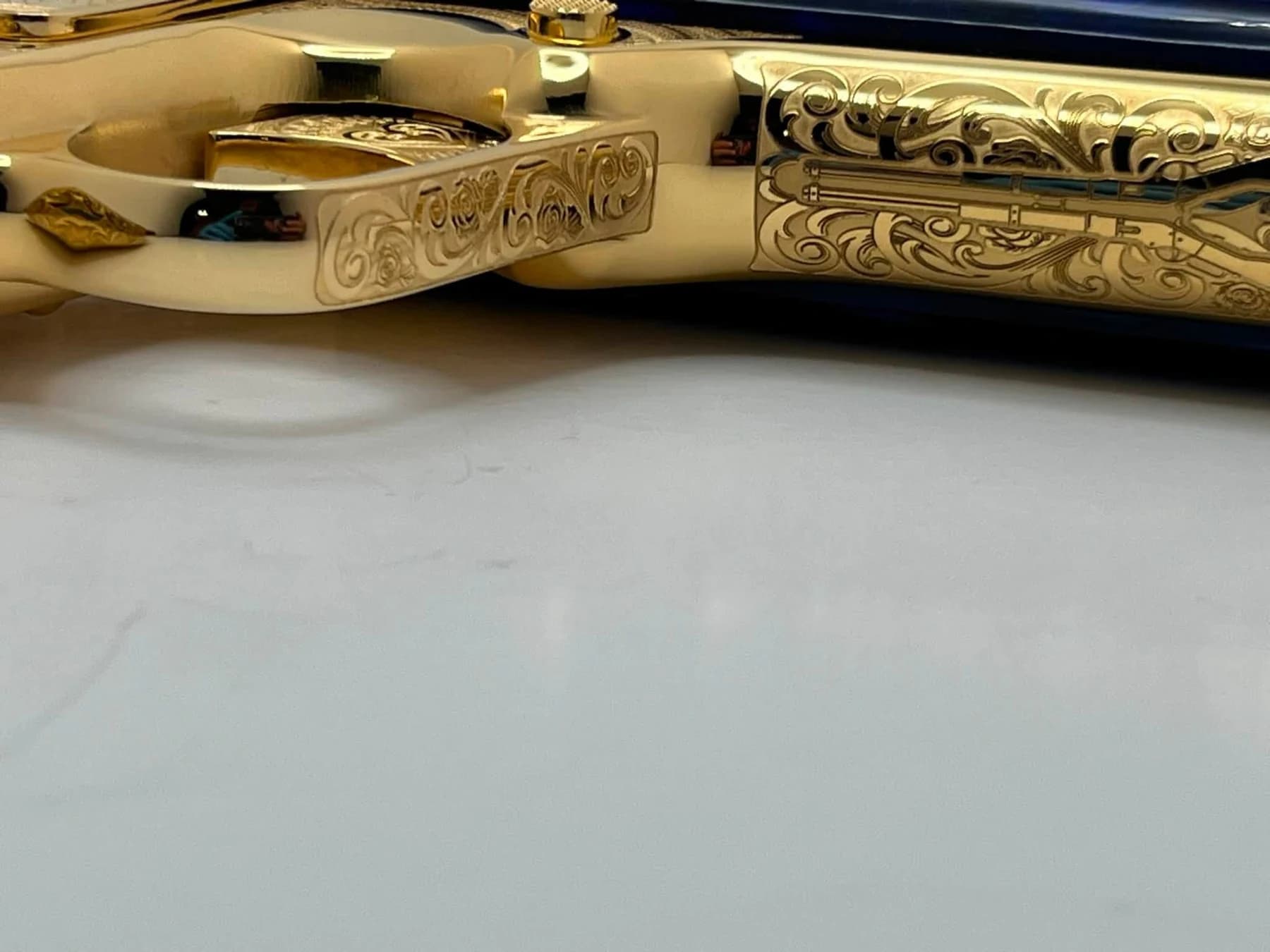 24k gold Colt Super .38, Pancho Villa edition: additional view