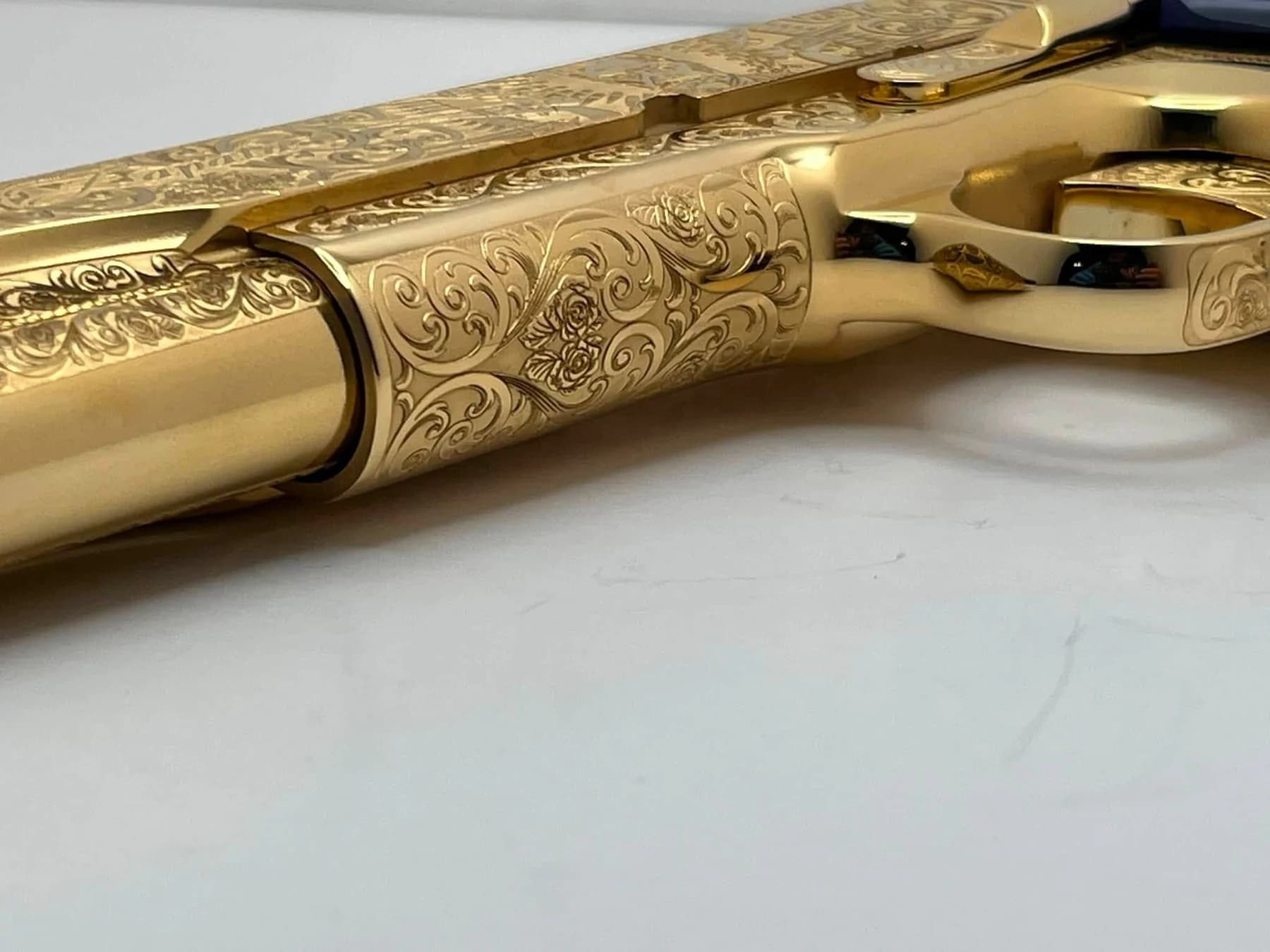 24k gold Colt Super .38, Pancho Villa edition: additional view