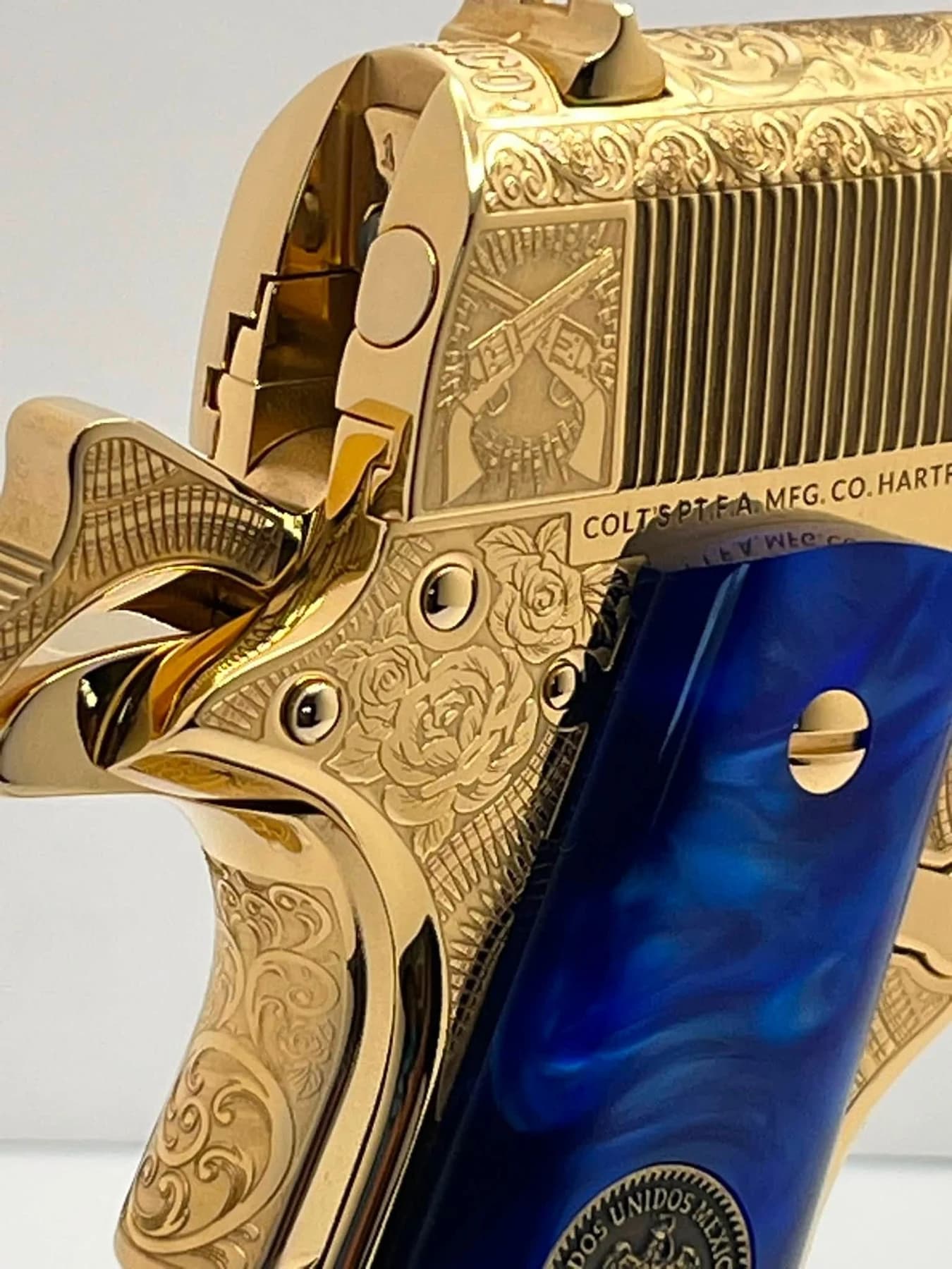 24k gold Colt Super .38, Pancho Villa edition: additional view