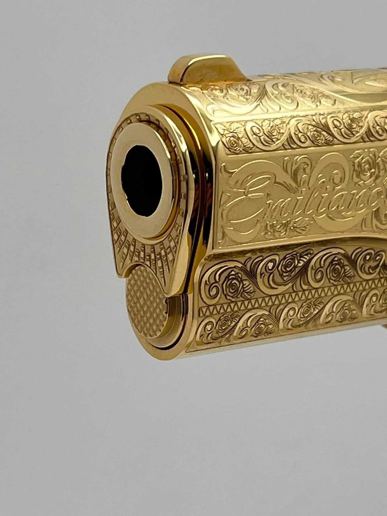 24k gold Colt Super .38, Pancho Villa edition: additional view