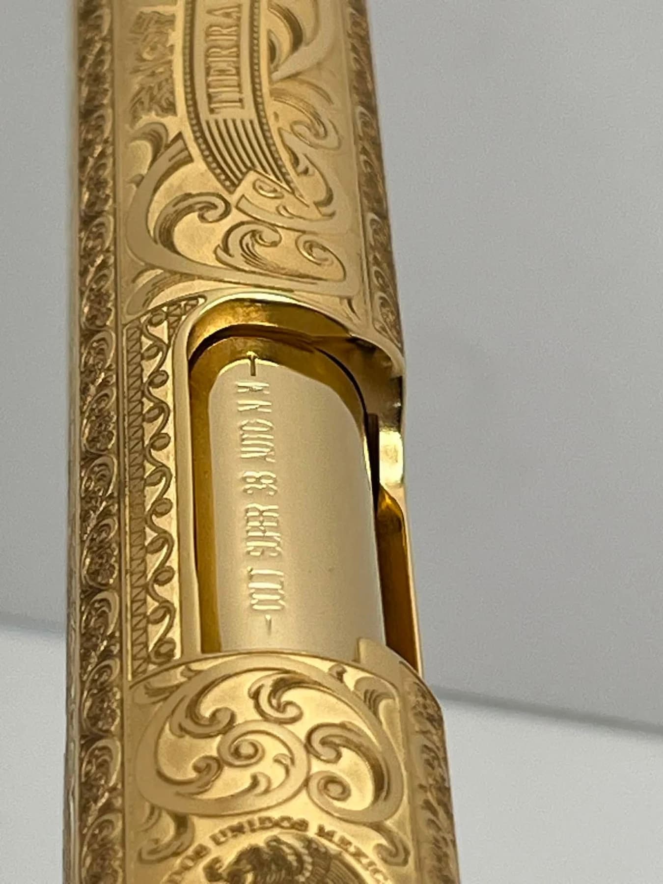 24k gold Colt Super .38, Pancho Villa edition: additional view