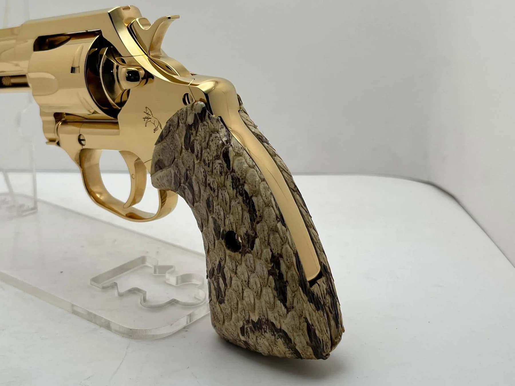 24k gold-plated Colt Viper with snakeskin grips: additional view