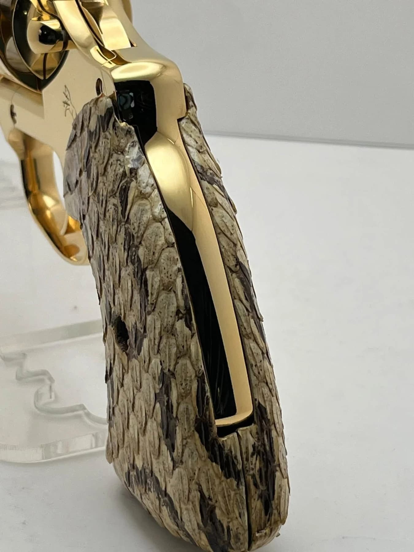 24k gold-plated Colt Viper with snakeskin grips: additional view